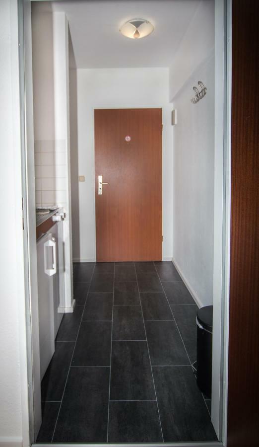Business & Tourist Apartment Düsseldorf Buitenkant foto
